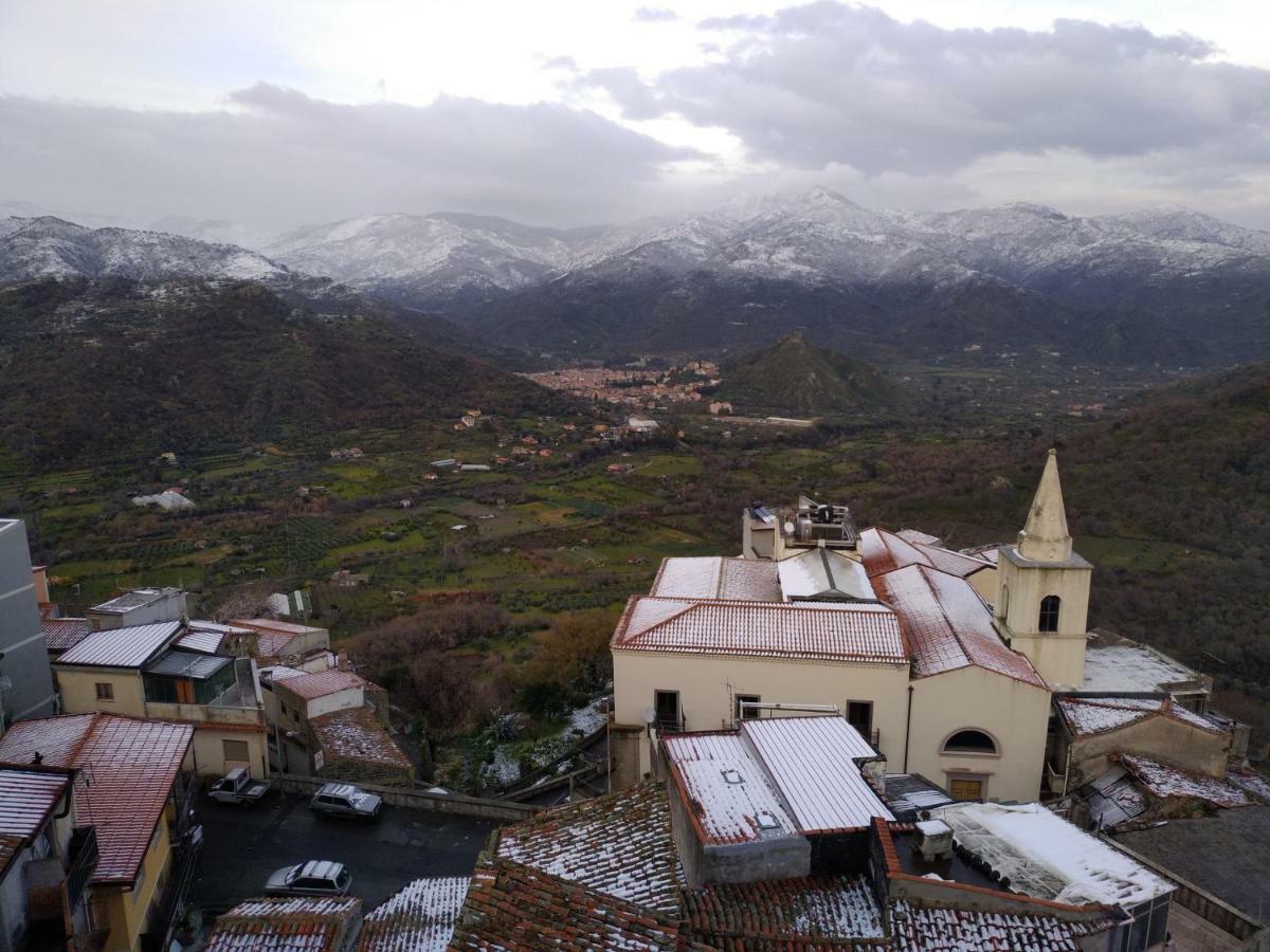 Casa Donna Franca Daire Castiglione De Sicilia Dış mekan fotoğraf