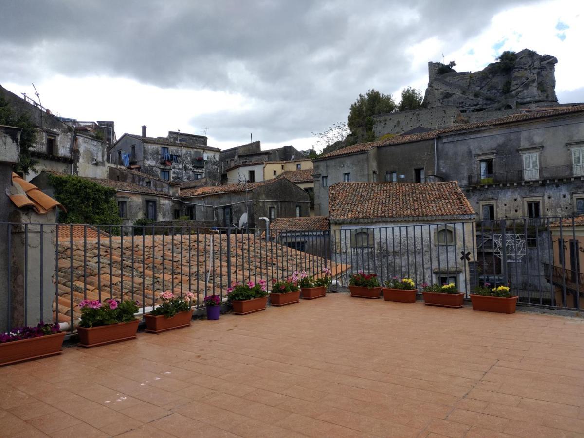 Casa Donna Franca Daire Castiglione De Sicilia Dış mekan fotoğraf